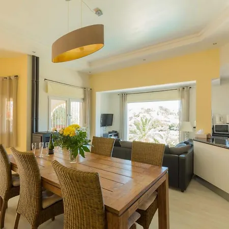 Casa Mar Y Montana دينايا